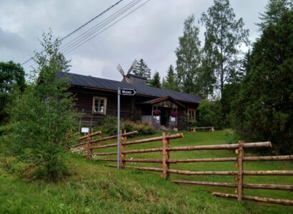 Suodenniemen kotiseutumuseo, riukuaita